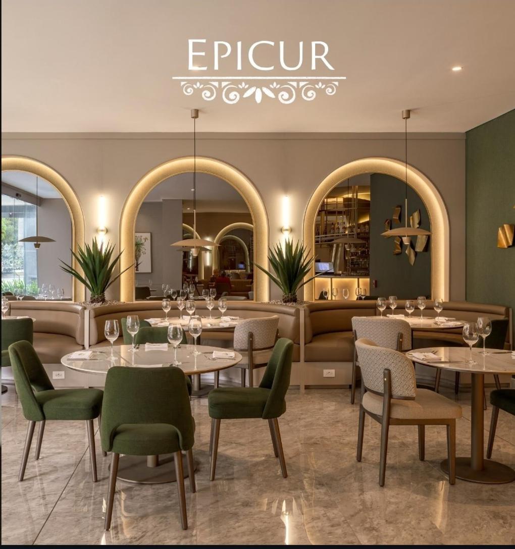 Le Parc Residences With Hotel Services Quito Ngoại thất bức ảnh