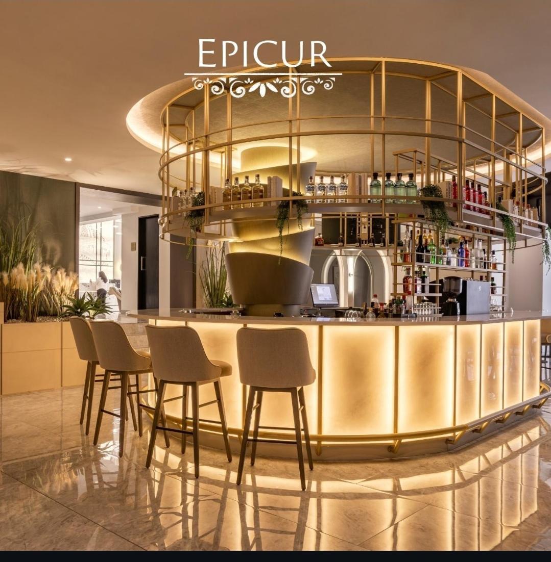 Le Parc Residences With Hotel Services Quito Ngoại thất bức ảnh